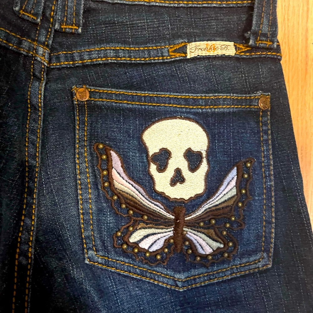 FRANKIE B Y2k Butterfly Skull Embroidery Pocket Denim Jeans size 26 Brand New